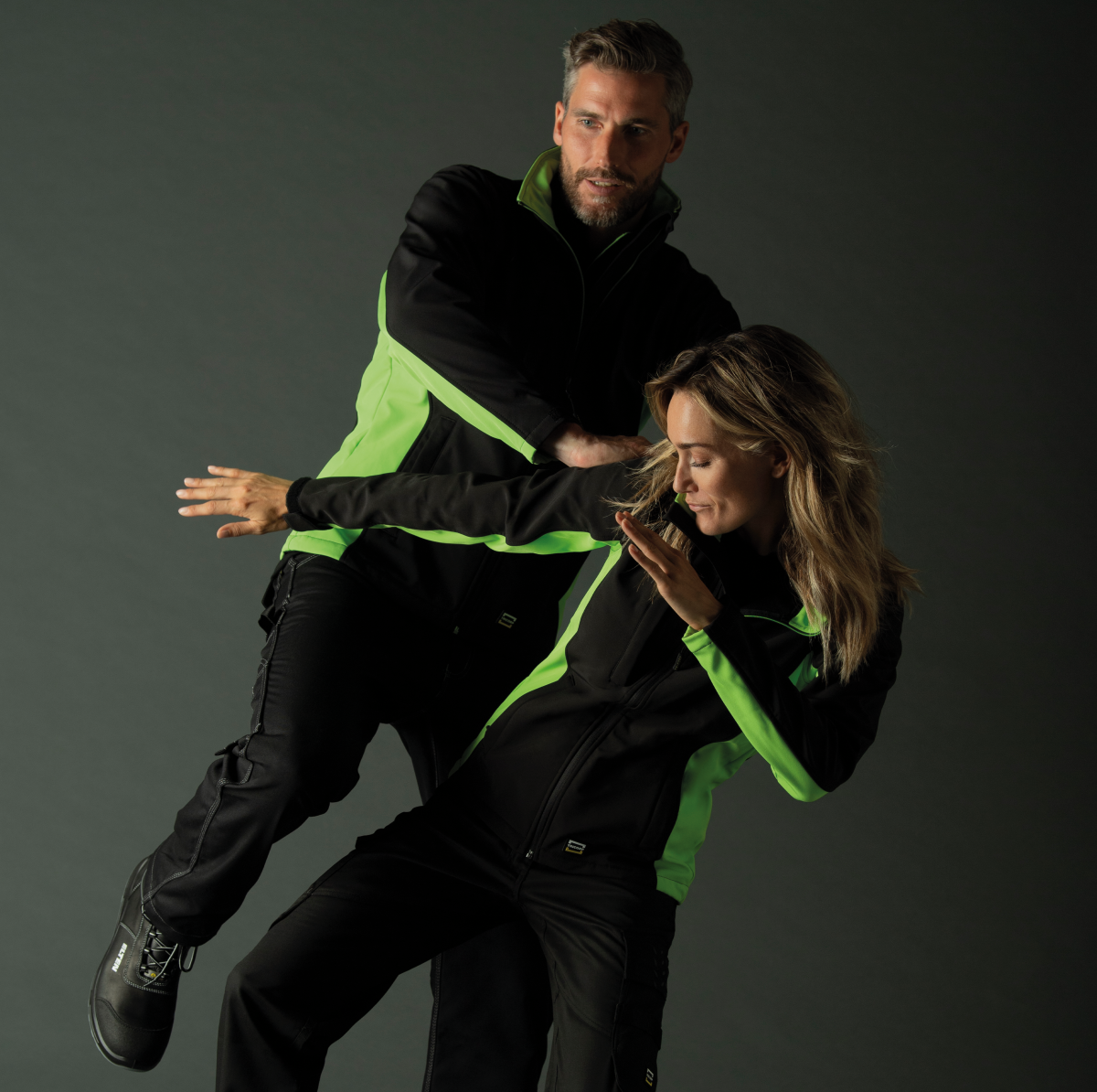 Tout savoir sur les blousons de travail softshell
